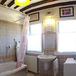 Artist House *